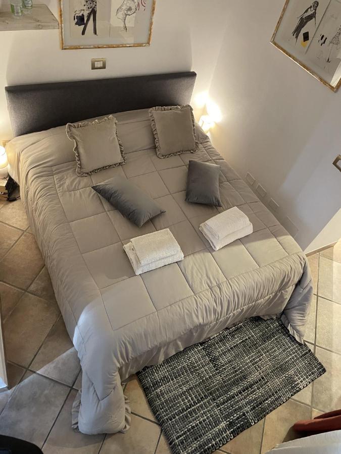Epicuro Guest House Somma Lombardo Ngoại thất bức ảnh